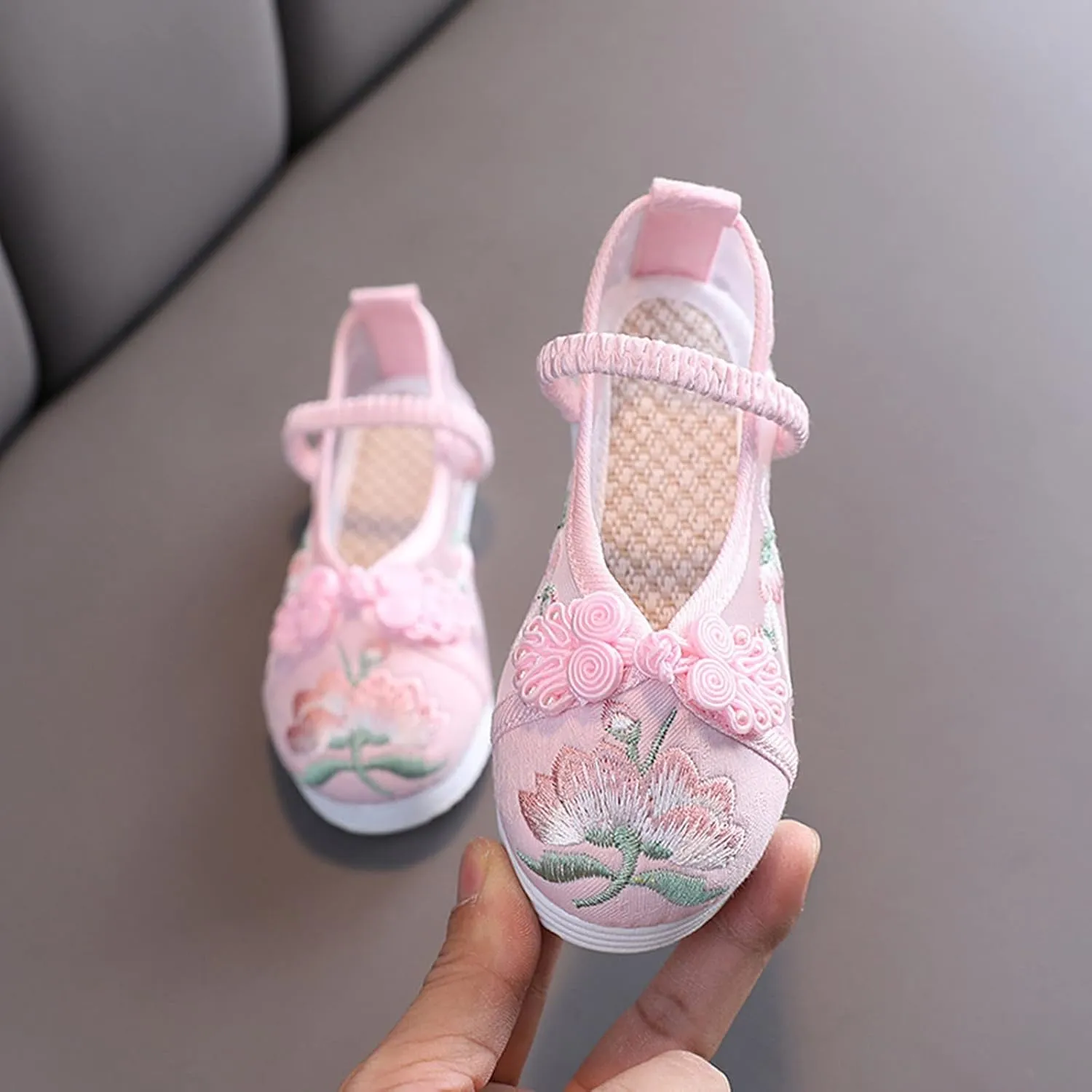Chinese Traditional Embroidered Costume Shoes Girls Ancient Round Toe Floral Flat Fairy Cheongsam Dress Up Shoes