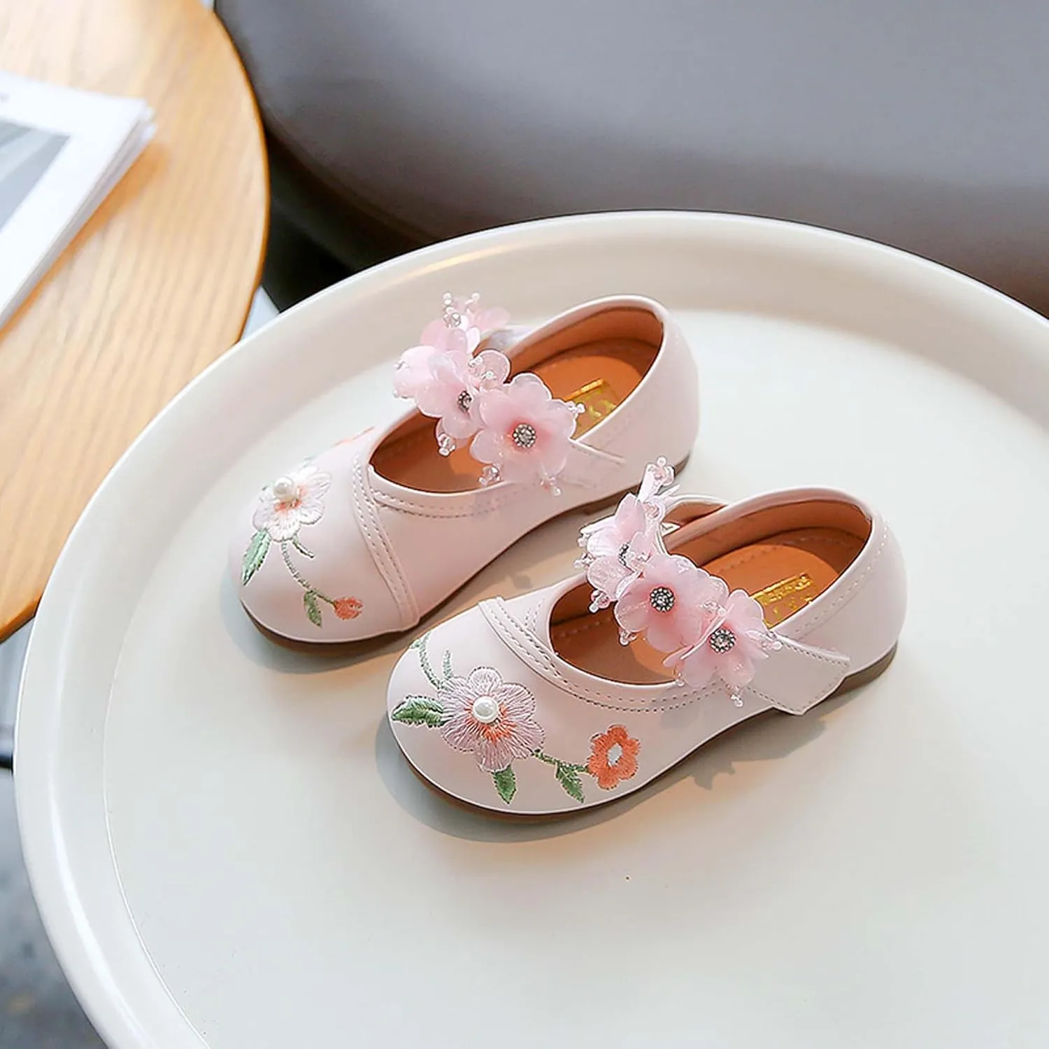 Girl Mary Jane Dance Shoes Ballet Sports Shoes Traditional Chinese Flower Embroidered Shoes Princess Skirt Flat Shoes