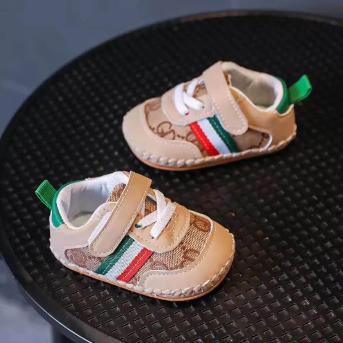 Little Explorer Sneakers
