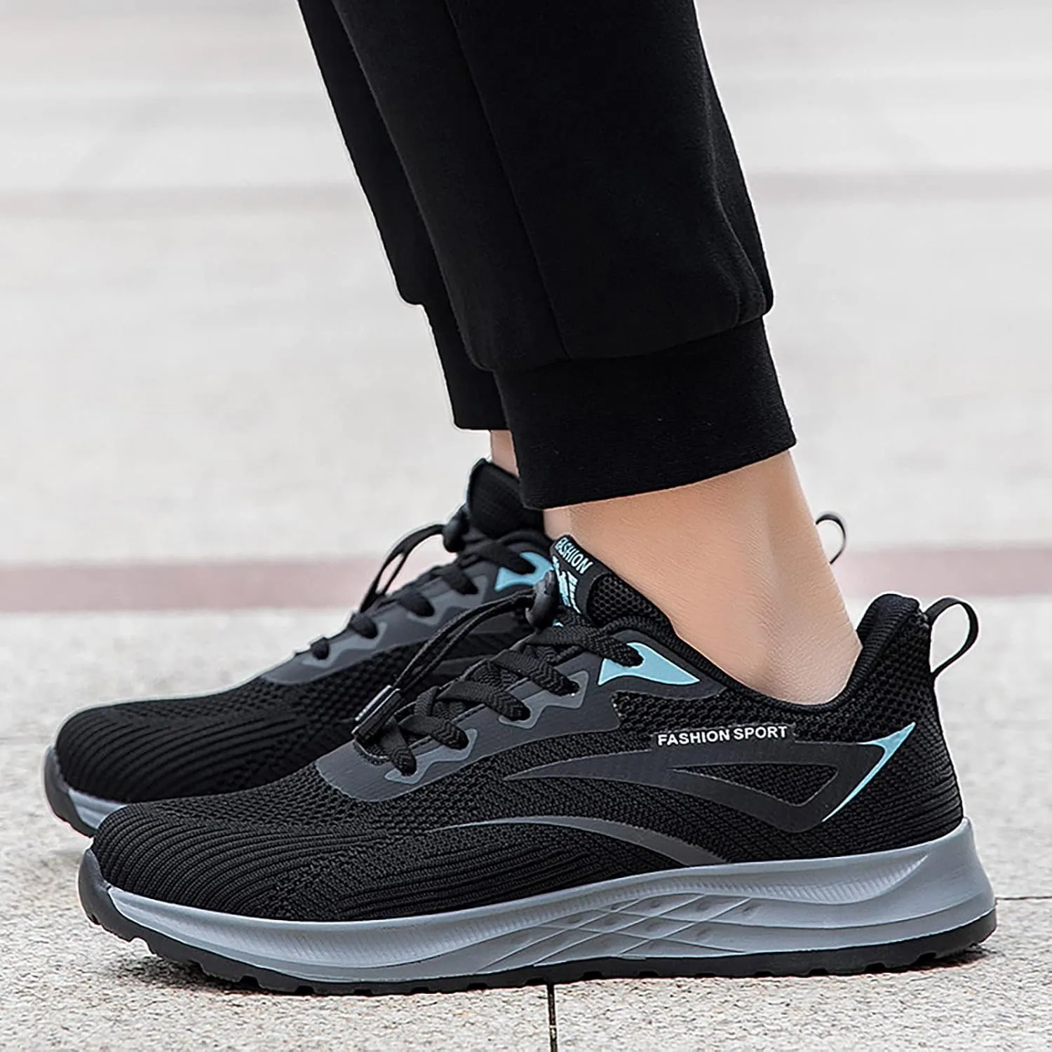 Men's Lightweight Non Slip Barefoot Shoes Comfortable Lightweight Casual Walking Shoe Athletic Fashion Sneakers