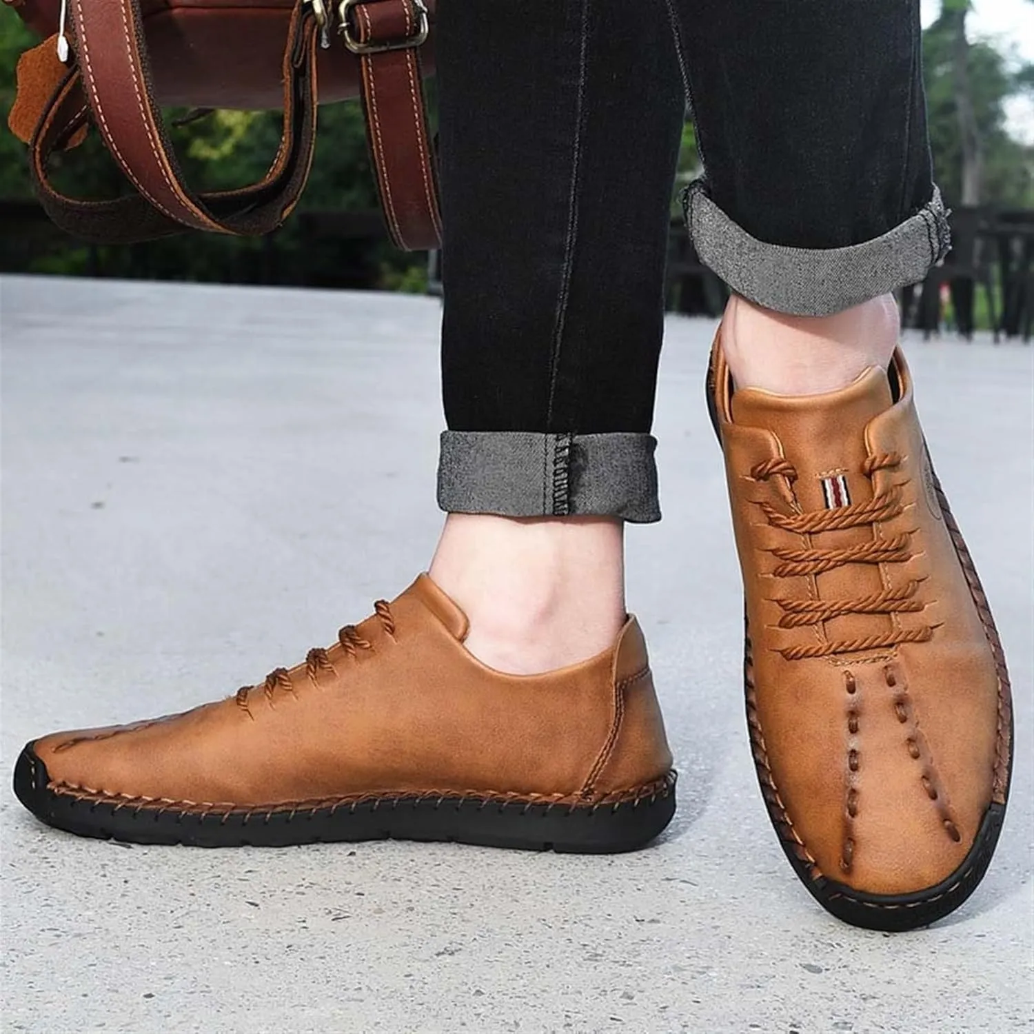 Men's Loafers Shoes Leather Casual Dress Handmade Walking Shoes Outdoor Skateboard Shoes Sneakers Casual Running Shoes Flat Boat Shoe for Men