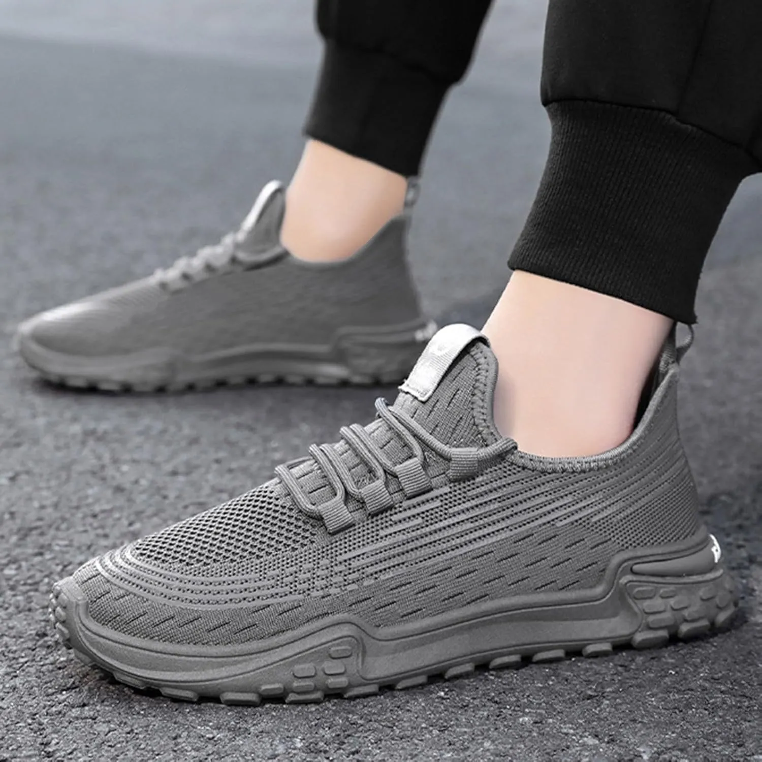 Men's Non Slip Barefoot Minimalist Shoes Comfortable Lightweight Casual Walking Shoe Athletic Fashion Sneakers