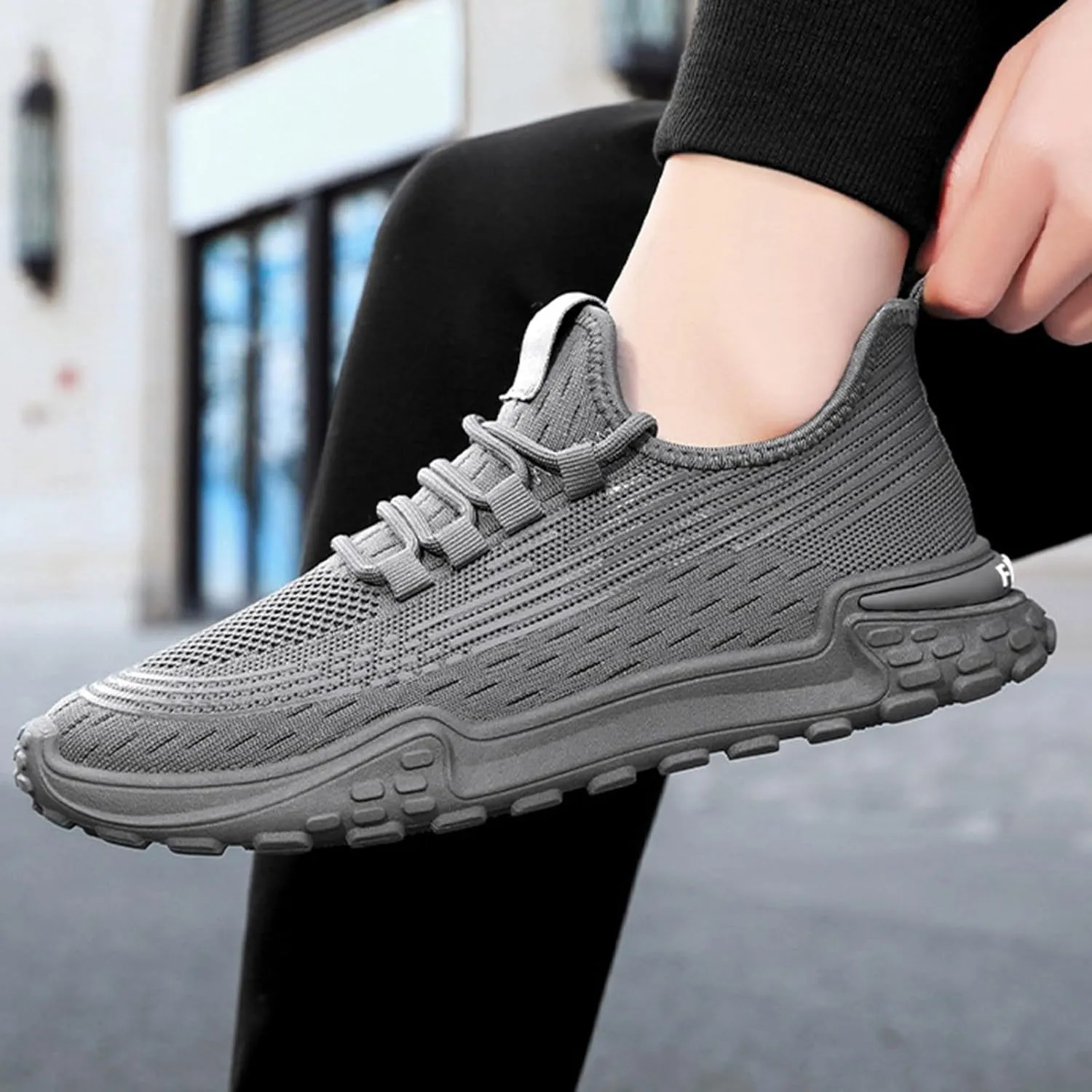 Men's Non Slip Barefoot Minimalist Shoes Comfortable Lightweight Casual Walking Shoe Athletic Fashion Sneakers